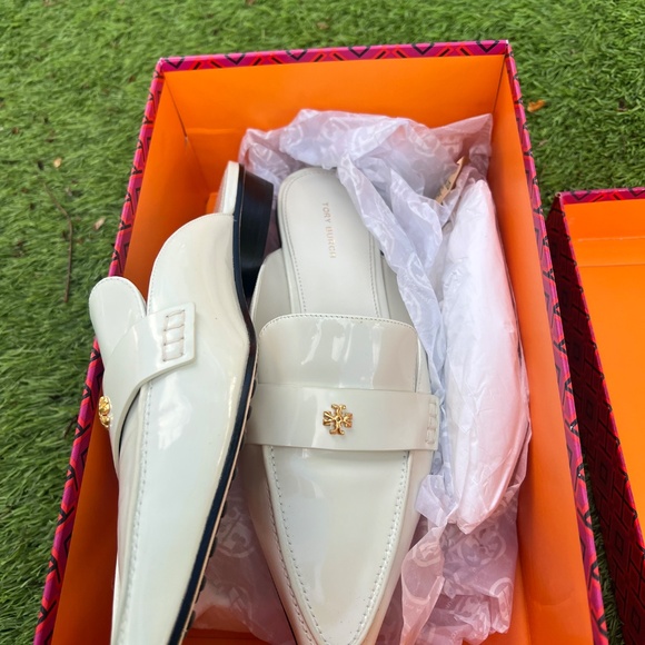 Tory Burch Backless Loafers in Pearl, size 9 in box - Picture 6 of 6